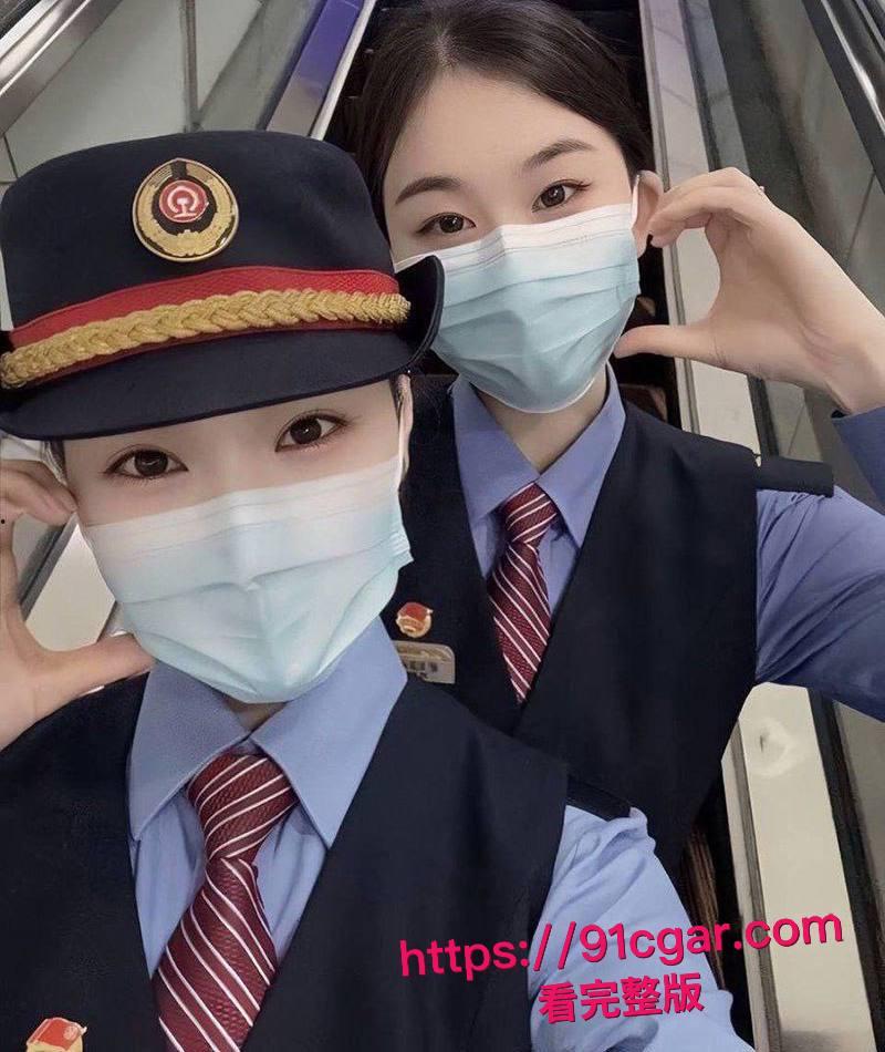 沈阳铁路乘务员朱晓盈被曝出外网福利姬 盈盈 夜晚车厢口交后入 金主副驾被狂操到哭喊求饶！  第2张