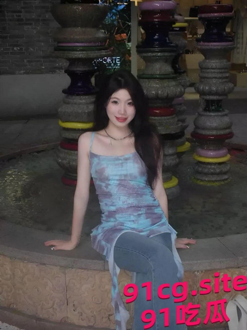 调教广州大学音乐舞蹈学院大二生王应怡性欲初潮  第2张