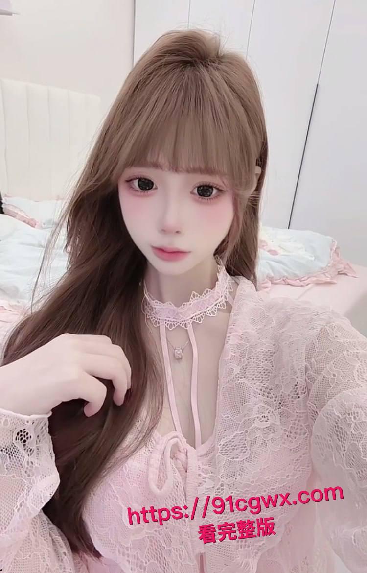 JK清纯美乳学生妹暑假兼职潜规则视频全网曝光！隔间床上爆操嫩逼，完美露脸社死炸裂！  第9张