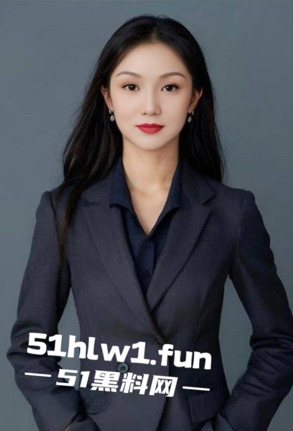 震惊大瓜!北京招商银行高管【廖飞】因欠债危机直接实名下海做鸡,职业白领傍上司还欲求不满发展性趣爱好。 第6张 震惊大瓜!北京招商银行高管【廖飞】因欠债危机直接实名下海做鸡,职业白领傍上司还欲求不满发展性趣爱好。 第6张