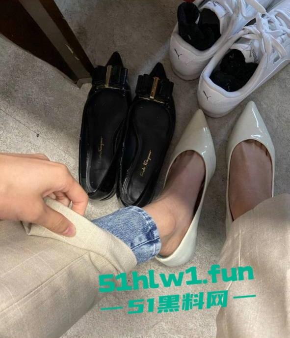 震惊大瓜!北京招商银行高管【廖飞】因欠债危机直接实名下海做鸡,职业白领傍上司还欲求不满发展性趣爱好。 第10张 震惊大瓜!北京招商银行高管【廖飞】因欠债危机直接实名下海做鸡,职业白领傍上司还欲求不满发展性趣爱好。 第10张