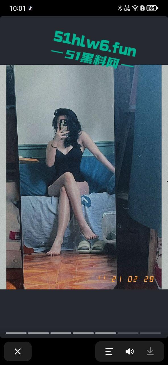 抖音极品网红【丫头】高挑身材长腿尤物,在陕西做台球助教用色相欺骗瓜友,骗钱后直接消失渣女一枚实锤。 第7张 抖音极品网红【丫头】高挑身材长腿尤物,在陕西做台球助教用色相欺骗瓜友,骗钱后直接消失渣女一枚实锤。 第7张