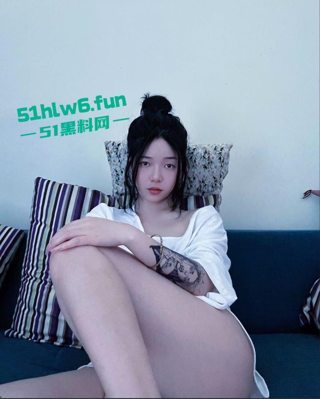 抖音极品网红【丫头】高挑身材长腿尤物,在陕西做台球助教用色相欺骗瓜友,骗钱后直接消失渣女一枚实锤。 第8张 抖音极品网红【丫头】高挑身材长腿尤物,在陕西做台球助教用色相欺骗瓜友,骗钱后直接消失渣女一枚实锤。 第8张