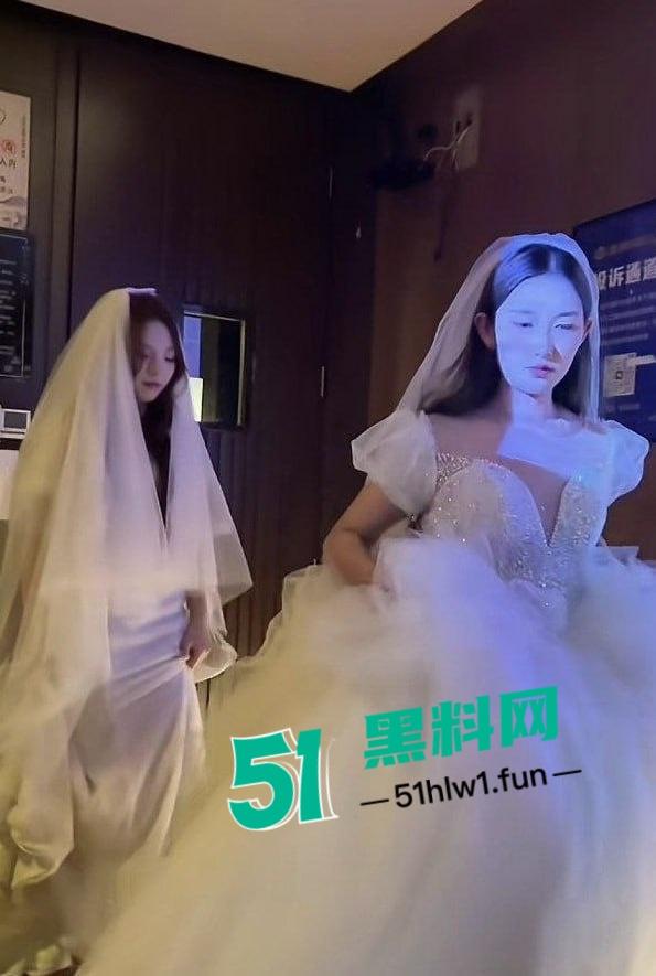 抖音新娘技师【莉莉安】被爆足疗房骚操作,千里跋涉挨操后入服务一条龙,大神千里扑来连干三晚直呼上头! 第1张 抖音新娘技师【莉莉安】被爆足疗房骚操作,千里跋涉挨操后入服务一条龙,大神千里扑来连干三晚直呼上头! 第1张