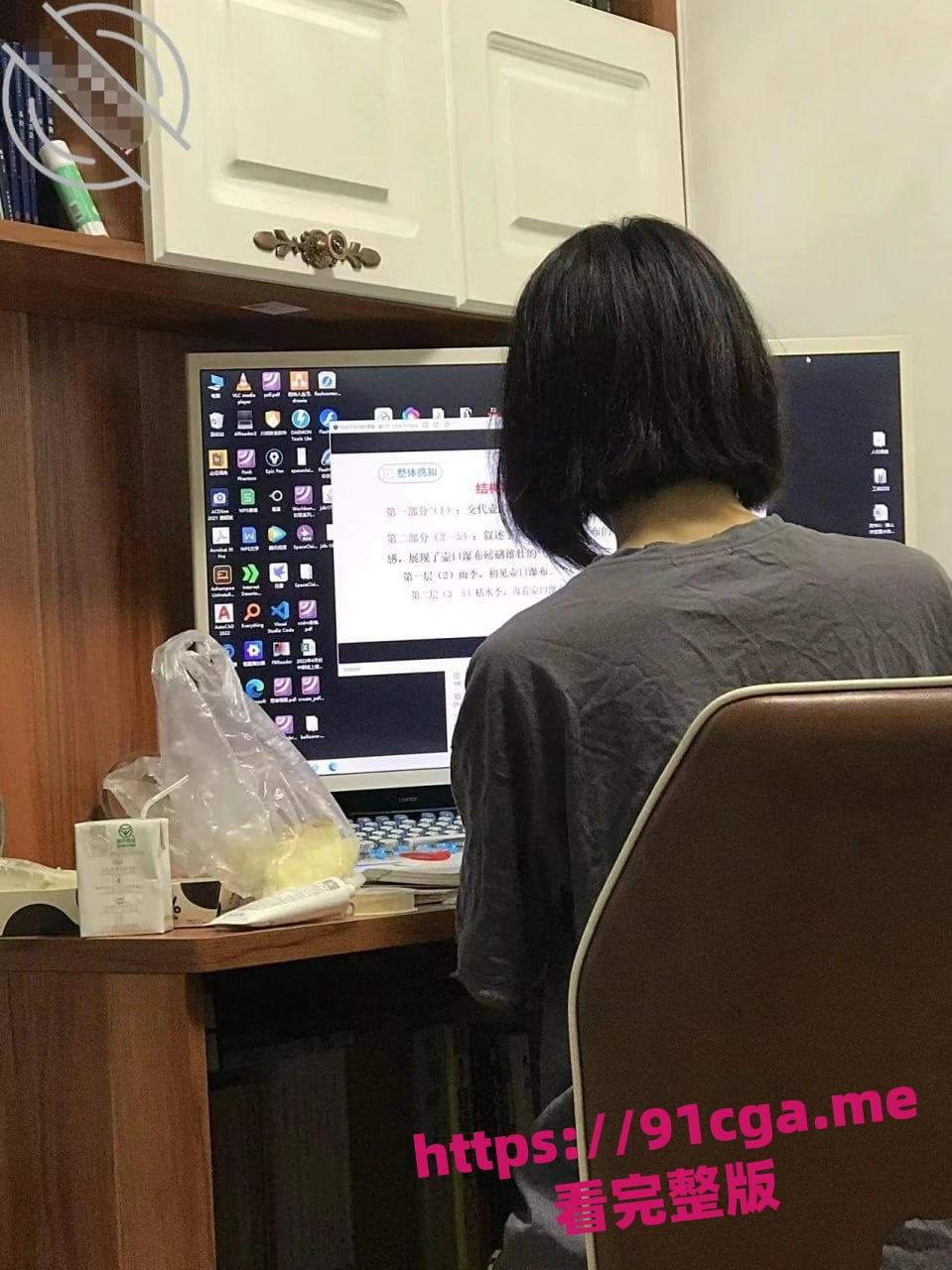 海角乱伦大神疯狂兄妹 牛逼乱伦小哥想操自己的亲妹妹 第5张 海角乱伦大神疯狂兄妹 牛逼乱伦小哥想操自己的亲妹妹 第5张