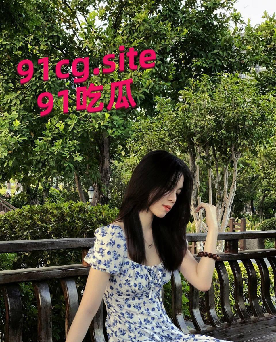 昆明艺术学院美术系大二学生妹开房被男友疯狂输出视频被曝光 #吃瓜 #校花 #女大 #调教  第2张