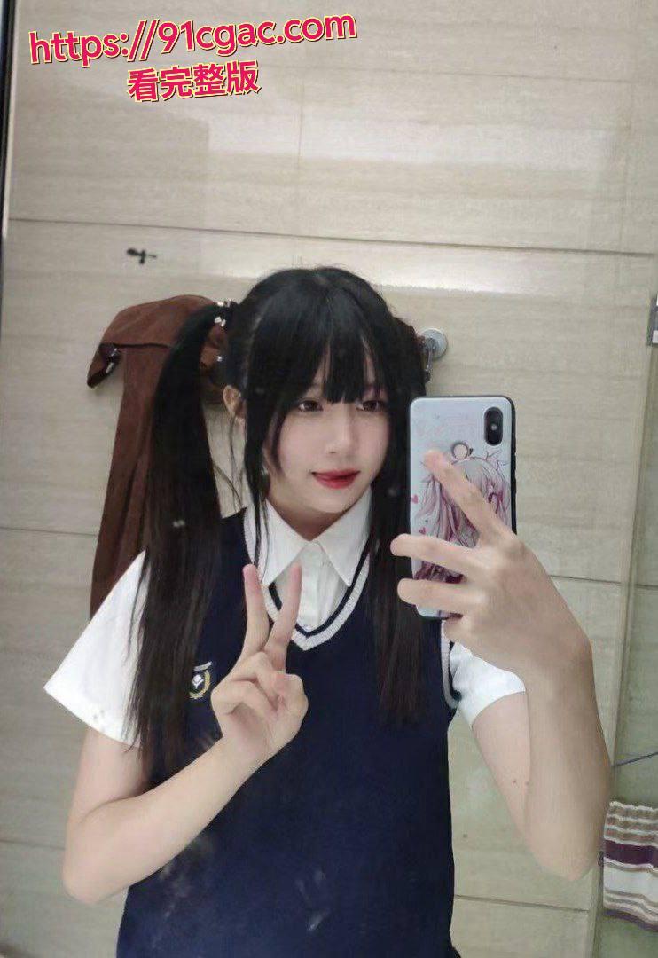 高颜值清纯学生美少女 【宿野suye】土豪定制露脸自慰私拍多造型精彩合集！  第3张