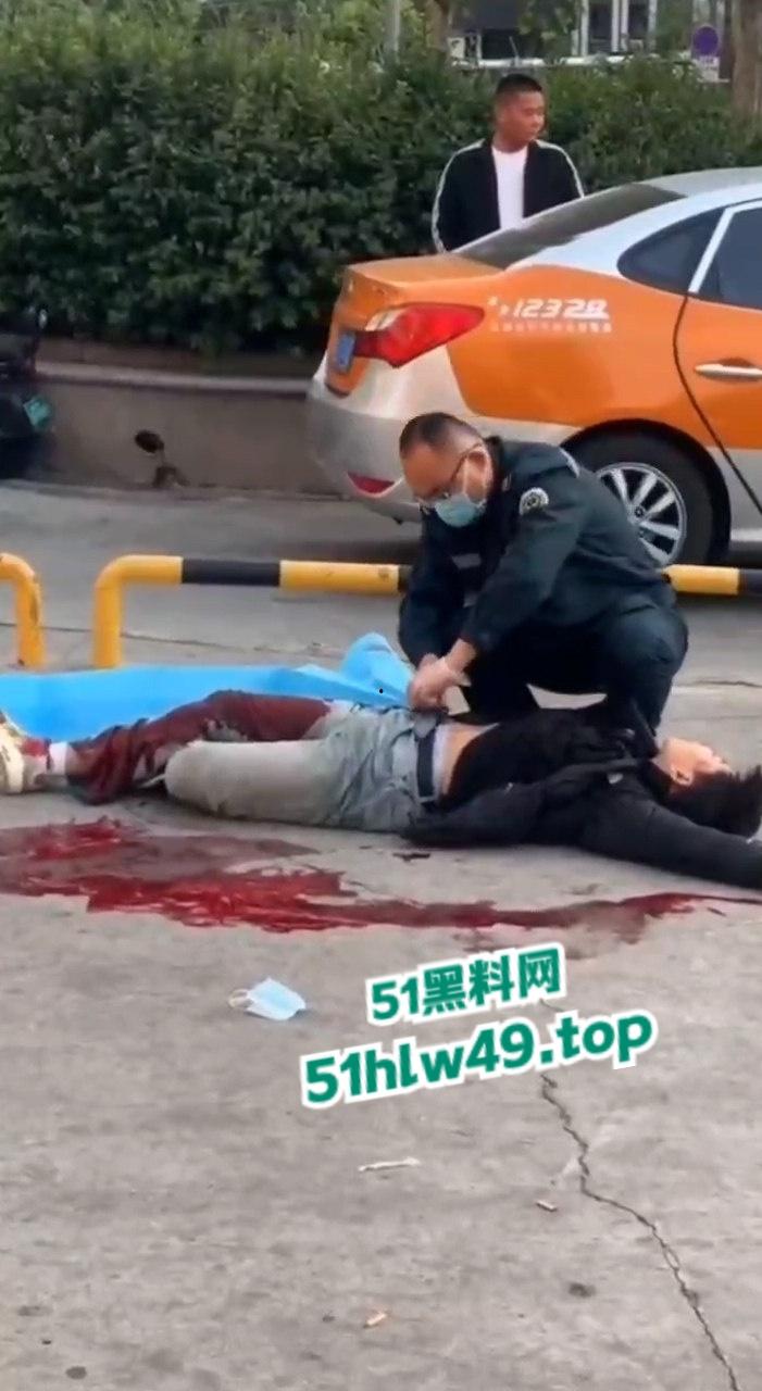 山东泰安万达恶魔团街头斗狠,打死单身小伙,快手流量过万杀人还发视频炫耀。 第7张 山东泰安万达恶魔团街头斗狠,打死单身小伙,快手流量过万杀人还发视频炫耀。 第7张