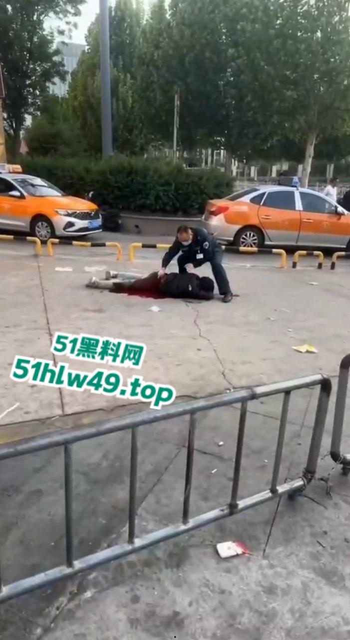 山东泰安万达恶魔团街头斗狠,打死单身小伙,快手流量过万杀人还发视频炫耀。 第10张 山东泰安万达恶魔团街头斗狠,打死单身小伙,快手流量过万杀人还发视频炫耀。 第10张