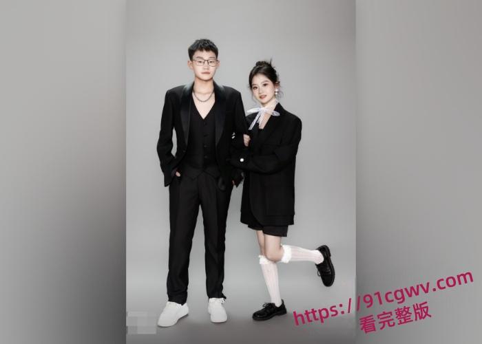 真实姐弟乱伦,姐姐结婚当天必须乘着姐夫不在直接内射亲姐姐想想就刺激,也不知道怀孕之后孩子会是谁的呢 第1张 真实姐弟乱伦,姐姐结婚当天必须乘着姐夫不在直接内射亲姐姐想想就刺激,也不知道怀孕之后孩子会是谁的呢 第1张