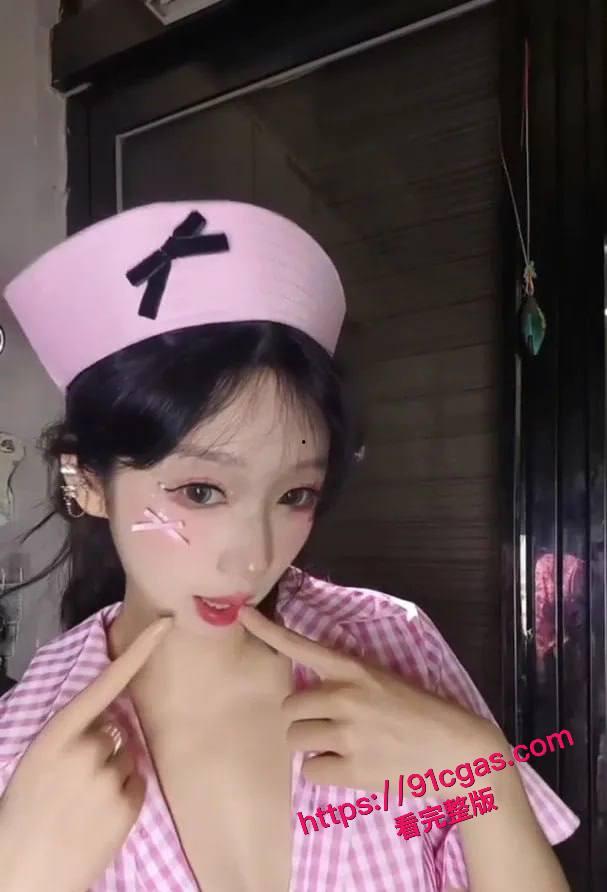 推特福利姬原野芽美携闺蜜米奇土豪定制裸舞!御姐风情炸裂诱惑! 第4张 推特福利姬原野芽美携闺蜜米奇土豪定制裸舞!御姐风情炸裂诱惑! 第4张