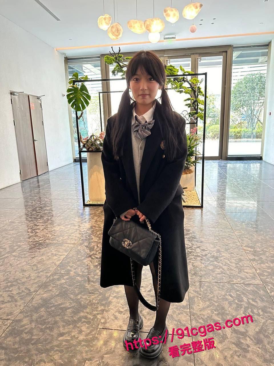 这个就叫做母狗是怎么炼成的吗 哈哈哈为了满足母狗群P  第2张