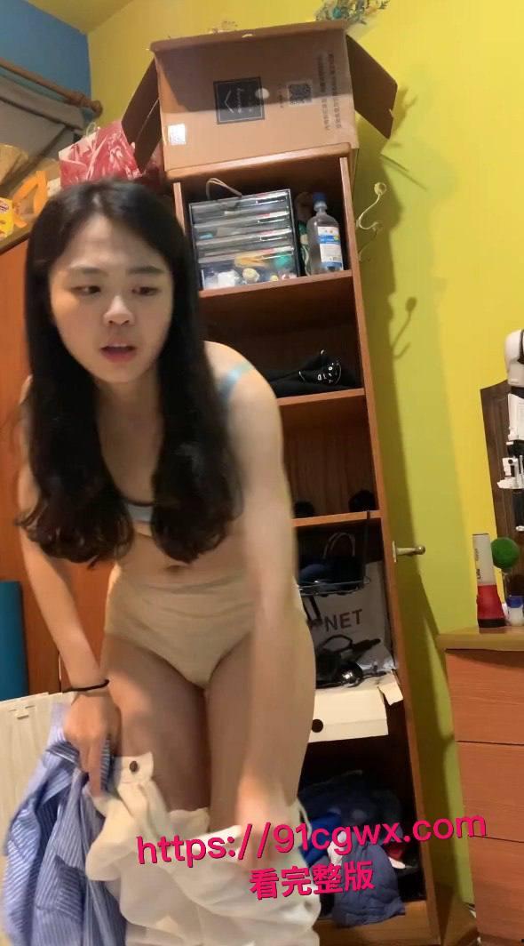 网友曝光反差婊前女友谢可萱换衣翘臀照与口交做爱视频:眼镜妹露脸舔大鸡巴拉丝骚穴猛干,细腰肥臀母狗本性骚爆口技看得鸡巴直硬! 第7张 网友曝光反差婊前女友谢可萱换衣翘臀照与口交做爱视频:眼镜妹露脸舔大鸡巴拉丝骚穴猛干,细腰肥臀母狗本性骚爆口技看得鸡巴直硬! 第7张