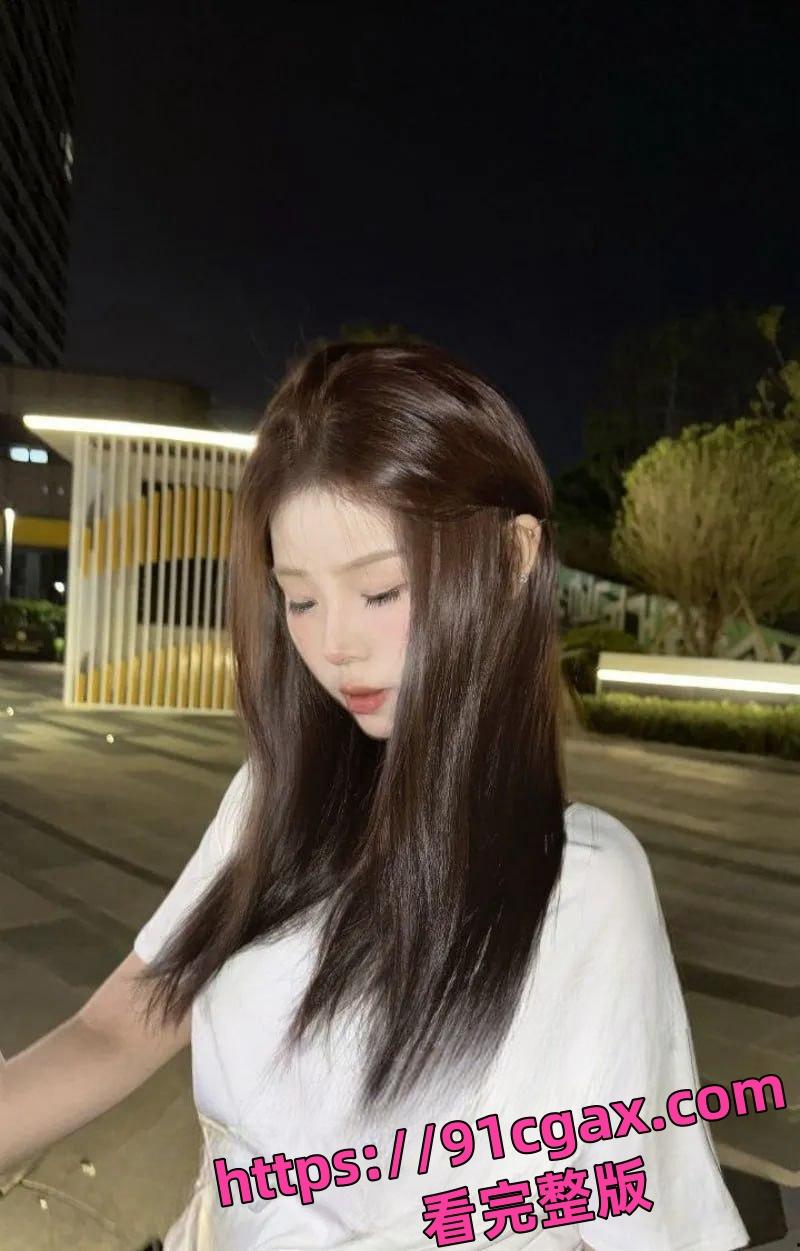 野外口交车内中出!极品尤物跪地求操,保时捷车主野外性爱视频流出! 第1张 野外口交车内中出!极品尤物跪地求操,保时捷车主野外性爱视频流出! 第1张