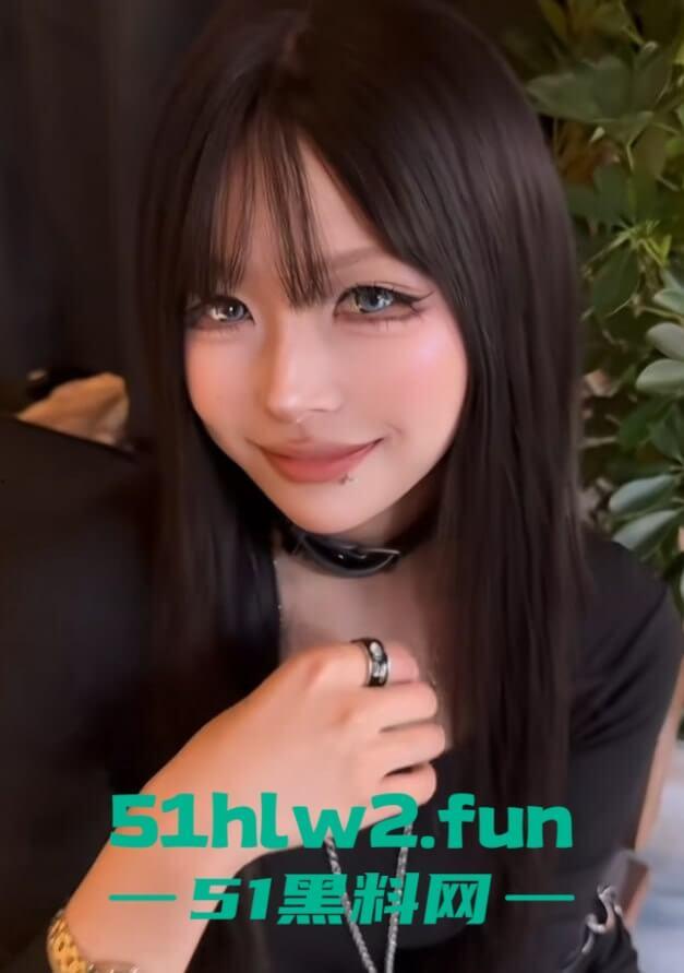 苏州美术学院爱cos的精神妹【方可儿】情趣黑丝白丝各种诱惑榨精,后怼撞击炮台骚贱淫叫! 第4张 苏州美术学院爱cos的精神妹【方可儿】情趣黑丝白丝各种诱惑榨精,后怼撞击炮台骚贱淫叫! 第4张