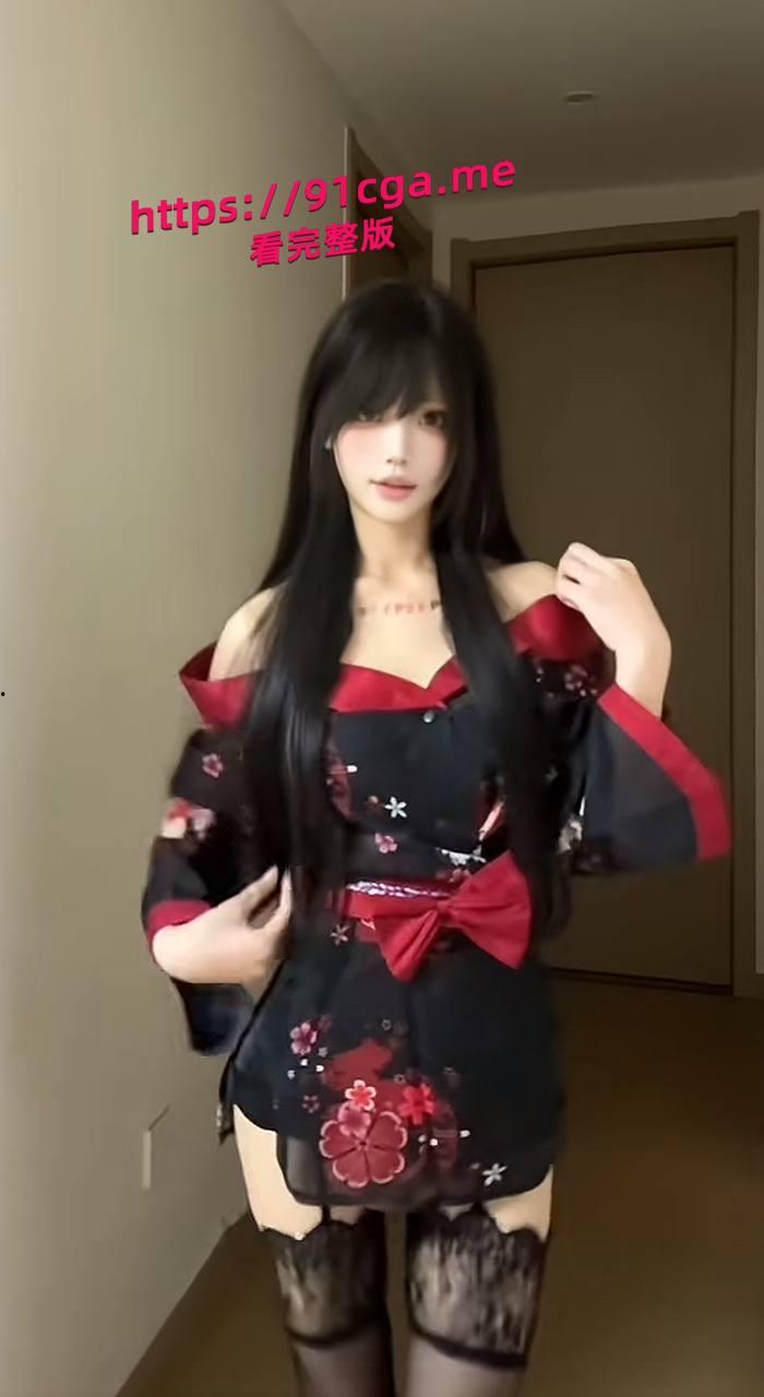 抖音80万粉网红 心系小许 颜值博主未流出过的定制视频  第2张