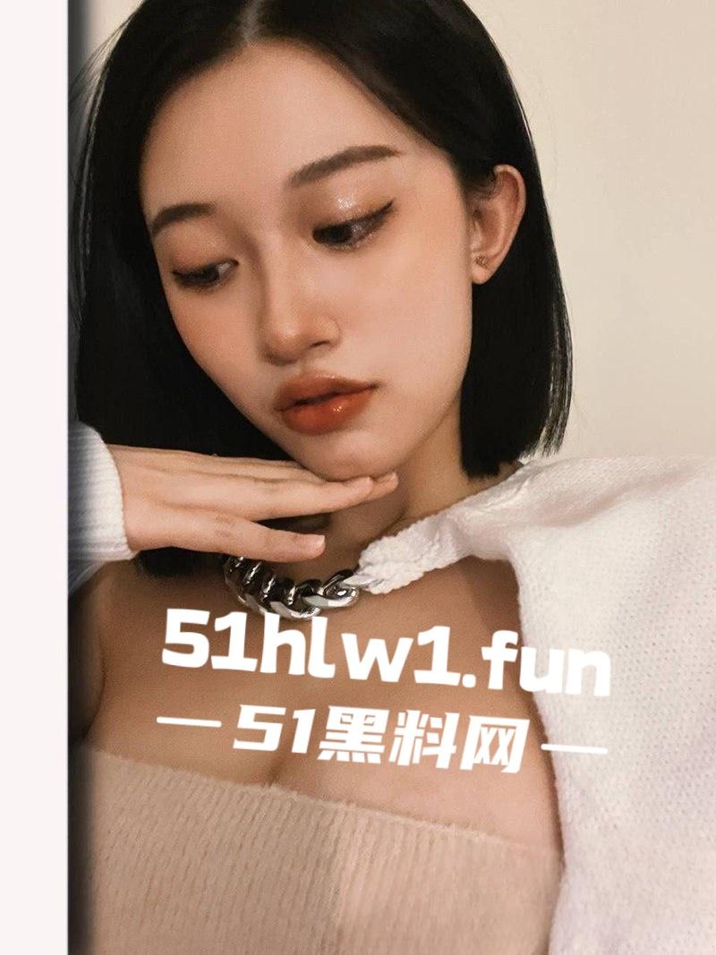 附近约炮肥臀少妇 高颜值短发反差婊 背着老公居家自拍 网上勾引男S 酒店调教后入后插 这身材太性感了 第13张 附近约炮肥臀少妇 高颜值短发反差婊 背着老公居家自拍 网上勾引男S 酒店调教后入后插 这身材太性感了 第13张