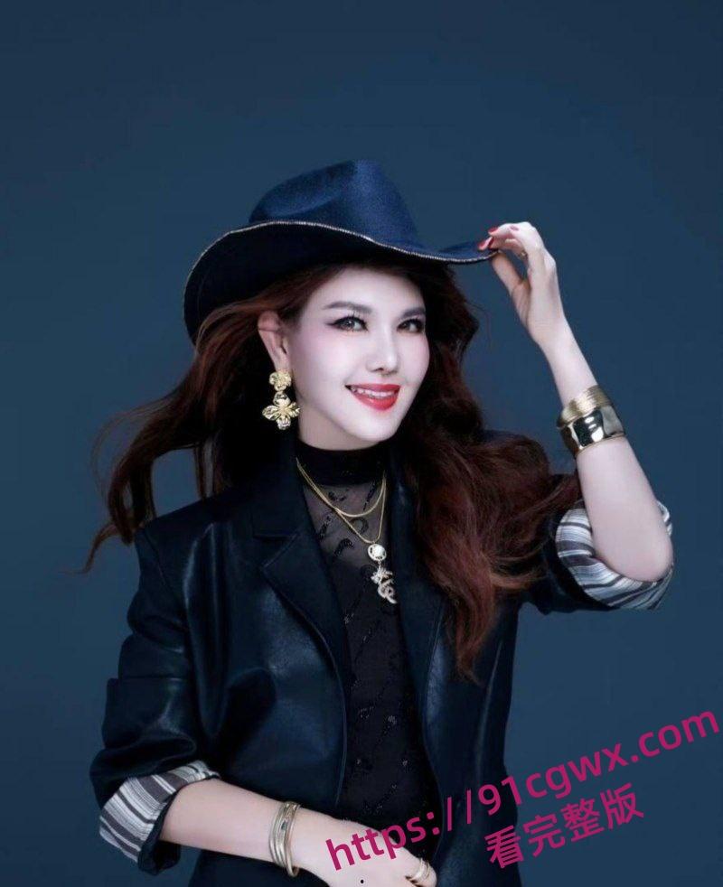 民族歌手乌兰图雅不雅信息曝光 包养团队贝斯手已婚家暴男郝梓杰 第6张 民族歌手乌兰图雅不雅信息曝光 包养团队贝斯手已婚家暴男郝梓杰 第6张