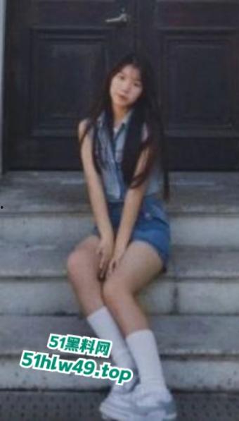 宁波大学骚母狗【潘钰洁】管理学院性感尤物，白月光女神却成为富二代性奴母狗，视频被全校疯传。  第7张