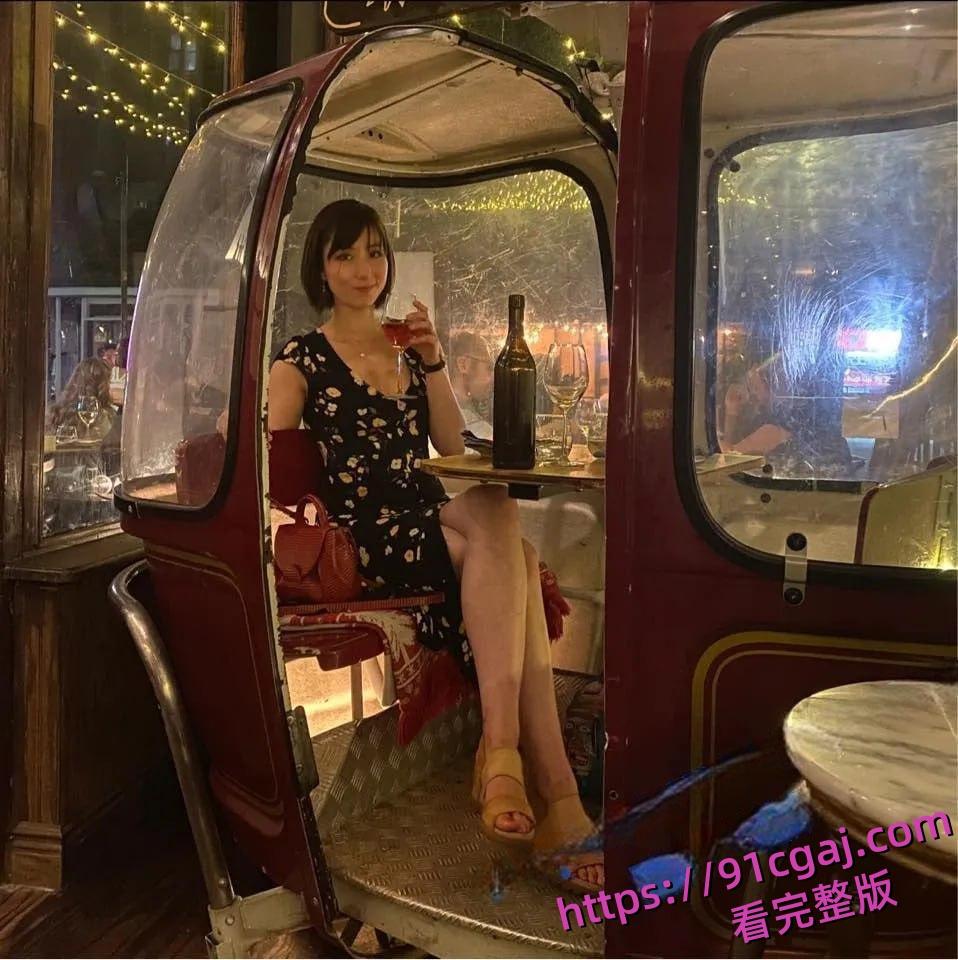 三部曲事件(全)知性华裔艺术家富家千金王佳怡18岁暗黑往事 第5张 三部曲事件(全)知性华裔艺术家富家千金王佳怡18岁暗黑往事 第5张