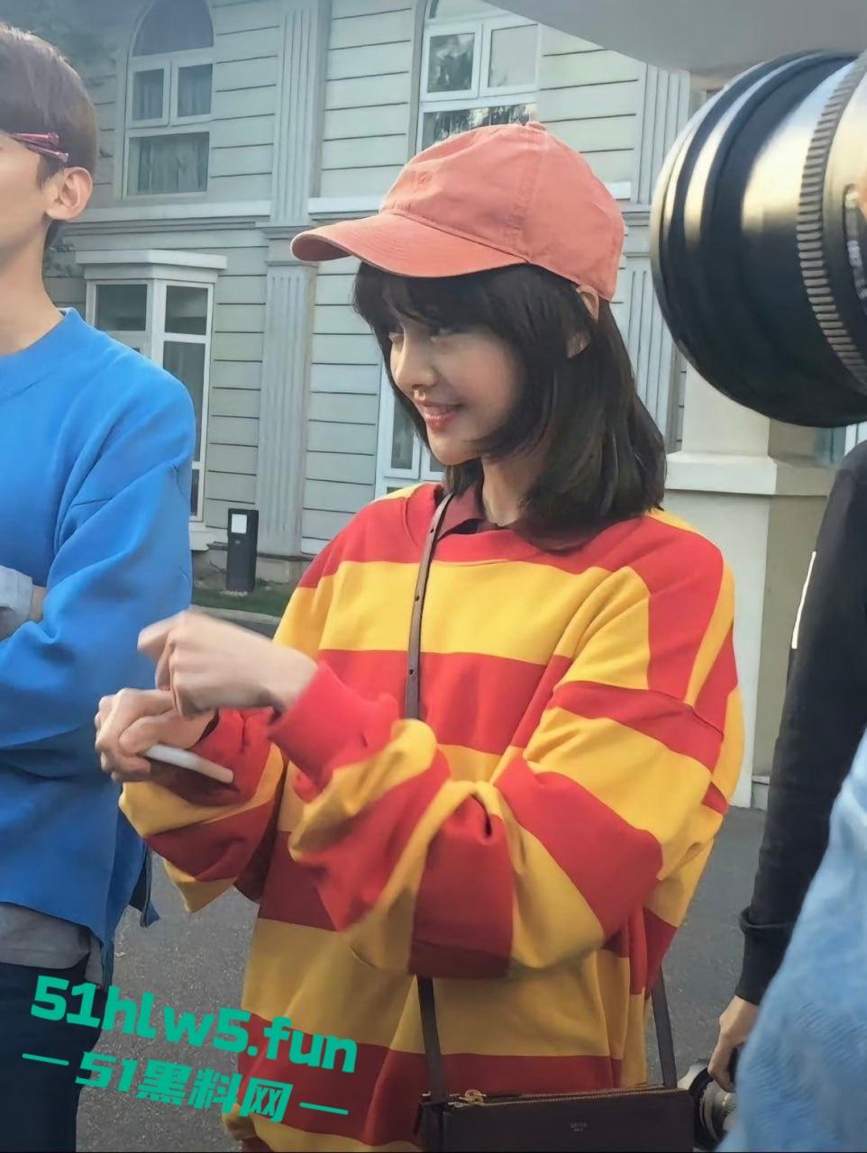 代孕女星【郑爽】又曝新瓜！给河南首富【叶延伟】当小三孕肚超大 马上要生！  第3张