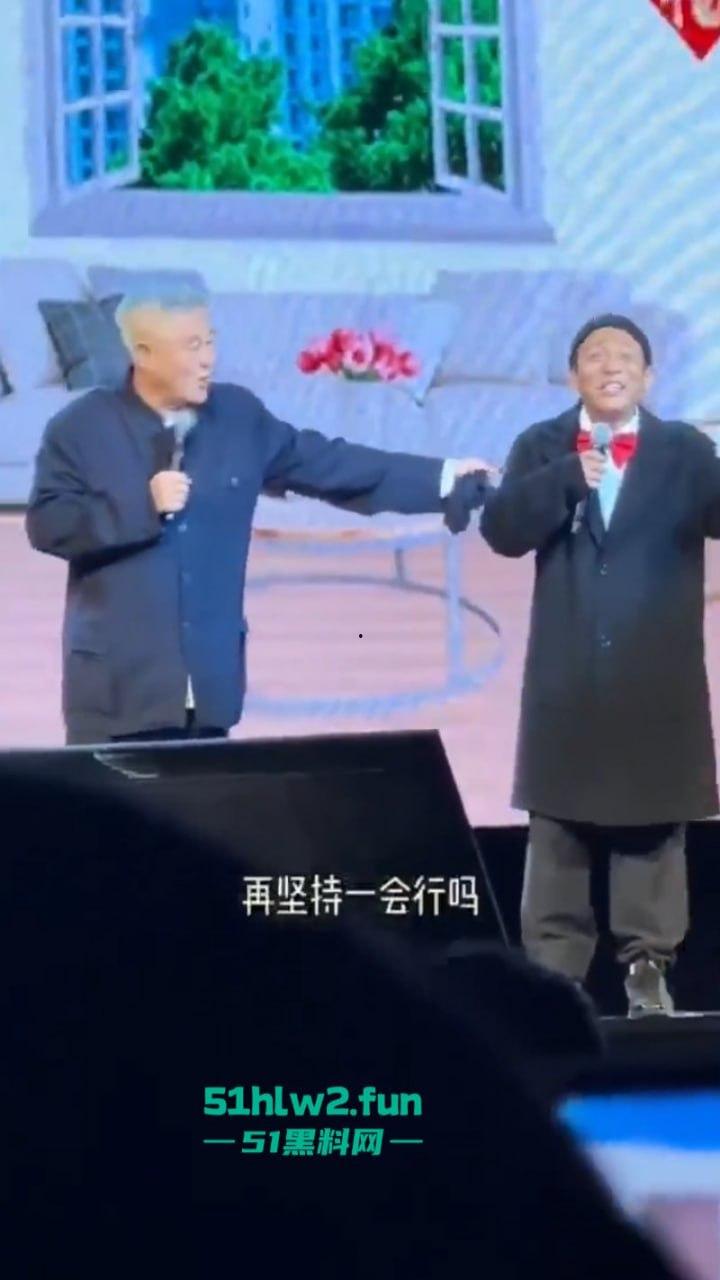 赵本山全球巡回演出在纽约开启第1站,场面宏大人流爆满果然是喜剧之父这影响力杠杠的。 第6张 赵本山全球巡回演出在纽约开启第1站,场面宏大人流爆满果然是喜剧之父这影响力杠杠的。 第6张