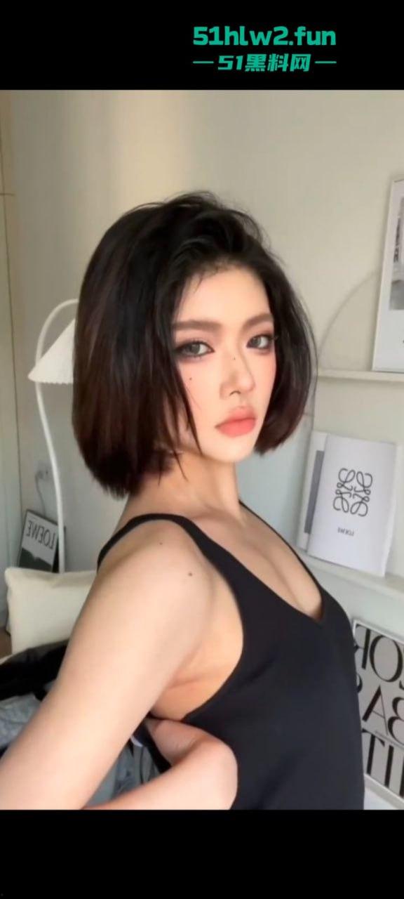 杭州人妻【周筱雪】极品身材翘臀尤物背着老公网上偷情，就喜欢被大屌爆操的感觉。  第4张