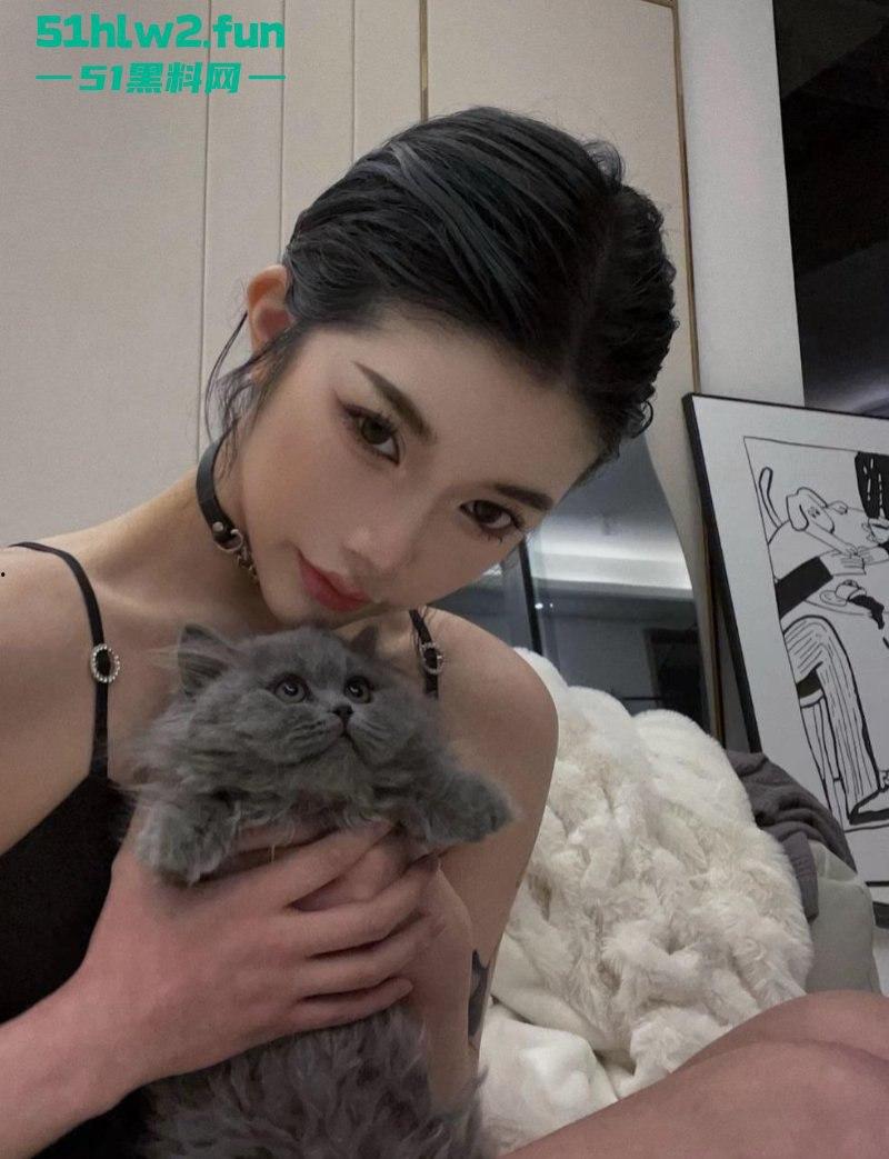 杭州人妻【周筱雪】极品身材翘臀尤物背着老公网上偷情，就喜欢被大屌爆操的感觉。  第7张