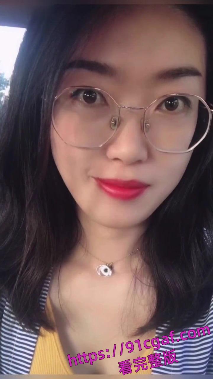 济南教师张雪出轨奸夫,被奸夫艹得大呼:“我就要你操我,快射我嘴里” 第4张 济南教师张雪出轨奸夫,被奸夫艹得大呼:“我就要你操我,快射我嘴里” 第4张