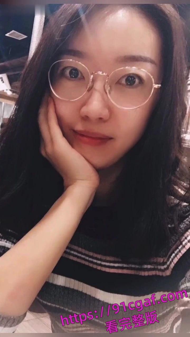 济南教师张雪出轨奸夫,被奸夫艹得大呼:“我就要你操我,快射我嘴里” 第8张 济南教师张雪出轨奸夫,被奸夫艹得大呼:“我就要你操我,快射我嘴里” 第8张