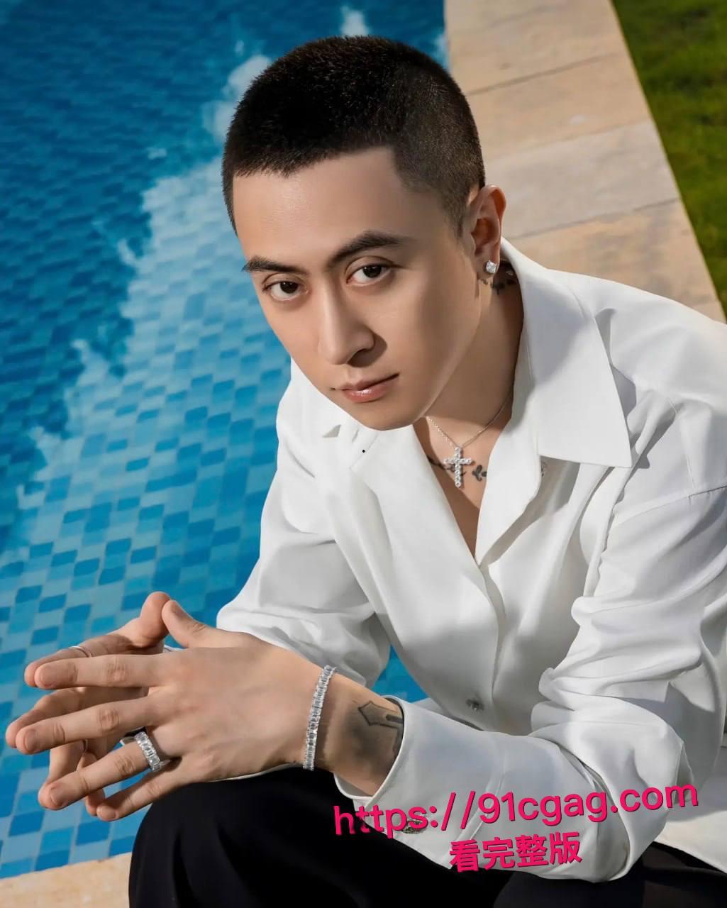 惊天大瓜!网红韦雪整容改命,设局秦奋索 9 亿分手费,如今遭前夫现任联手背刺 第1张 惊天大瓜!网红韦雪整容改命,设局秦奋索 9 亿分手费,如今遭前夫现任联手背刺 第1张