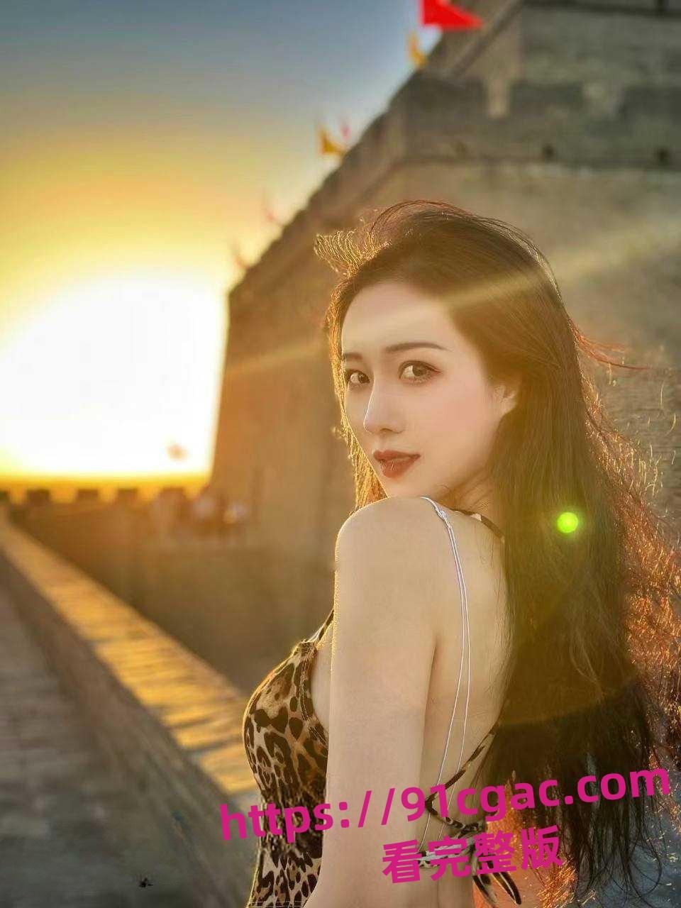 你知道正科级干部钟劭臻弃原配娶小三踹小四的故事吗?你知道迷奸的感受吗? 第1张 你知道正科级干部钟劭臻弃原配娶小三踹小四的故事吗?你知道迷奸的感受吗? 第1张