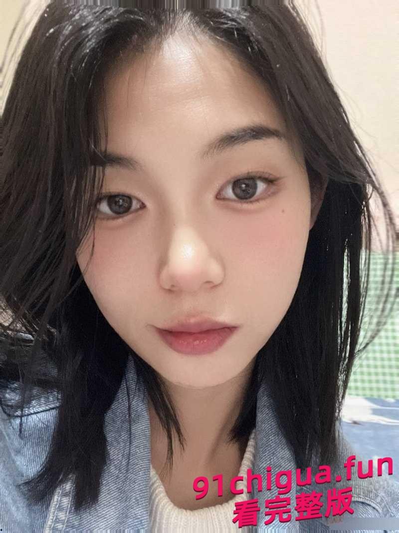 云南女大学生陷“模特招聘”骗局!裸拍视频遭传播敛财! 第2张 云南女大学生陷“模特招聘”骗局!裸拍视频遭传播敛财! 第2张