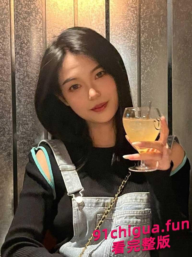 云南女大学生陷“模特招聘”骗局!裸拍视频遭传播敛财! 第3张 云南女大学生陷“模特招聘”骗局!裸拍视频遭传播敛财! 第3张