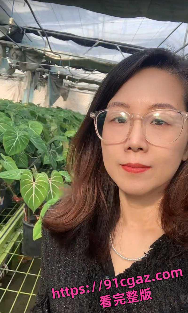 安徽涡阳一小学女校长传出与当地教育局长潜规则的不雅视频 第3张 安徽涡阳一小学女校长传出与当地教育局长潜规则的不雅视频 第3张