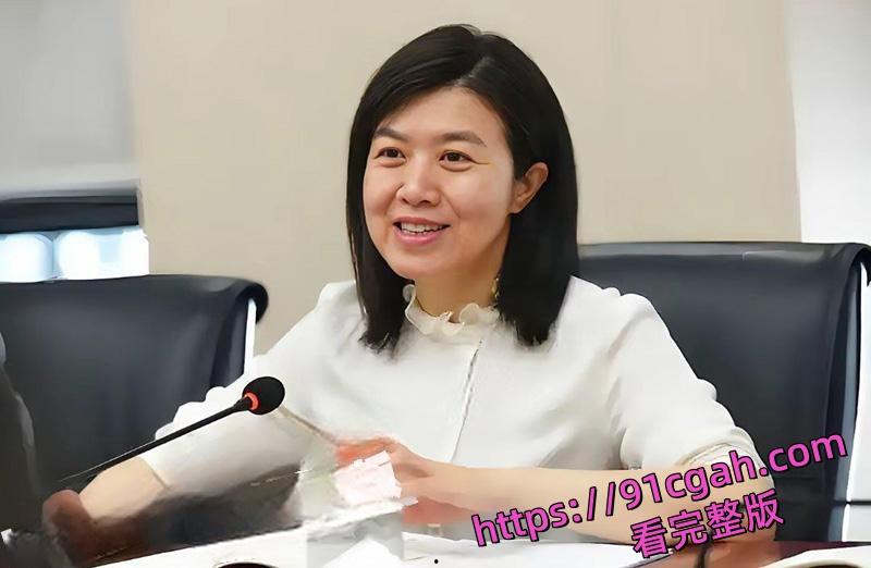 封杀谭谈交通的始作俑者 四川正厅级干部女贪官田蓉被双规给领导当肉便器 性爱视频被全网曝光！  第4张