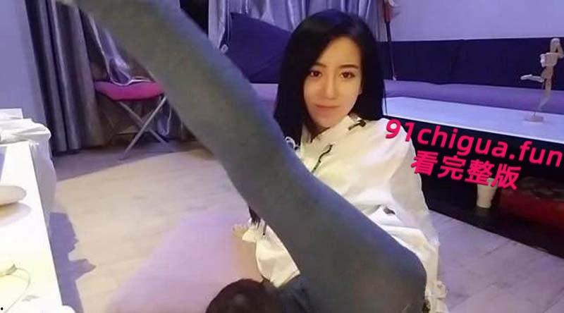 全网热搜，抖音千万网红【呆妹儿小霸王】首秀日塌房，前男友独家投稿爆料开房洗澡，三点全漏露脸实锤太TM炸裂了！  第7张