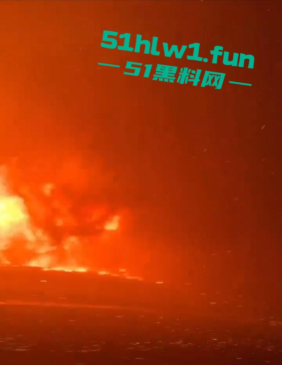 洛杉矶火势疯狂升级，7万居民被迫撤离，大片森林变焦土，美利坚的灾难正在上演！  第12张