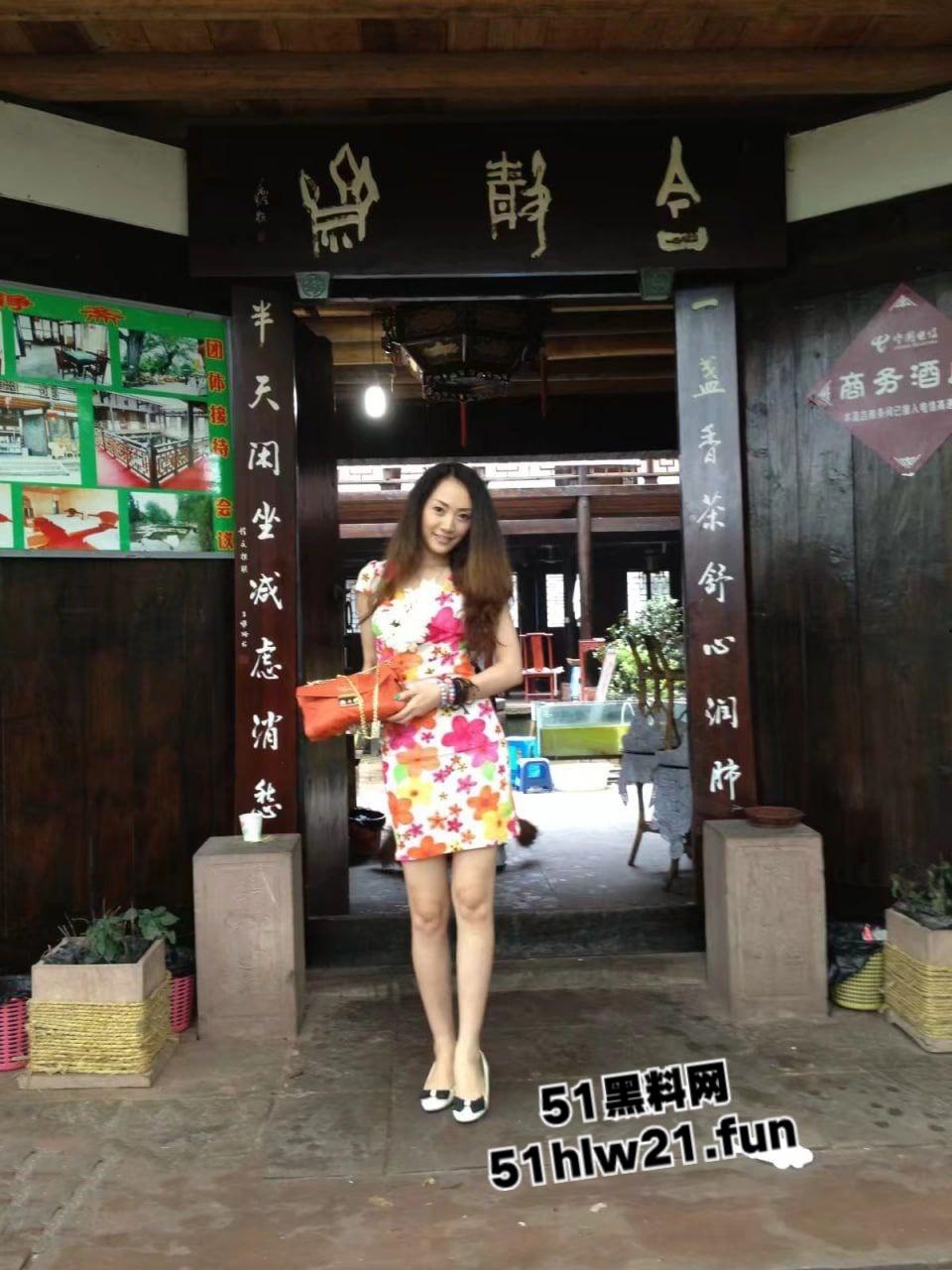 38岁女明星钟晓红下海卖淫,金主私人高订视频曝光,腻人老逼嫩没有戏拍只能沦落为金主胯下母狗。 第2张 38岁女明星钟晓红下海卖淫,金主私人高订视频曝光,腻人老逼嫩没有戏拍只能沦落为金主胯下母狗。 第2张