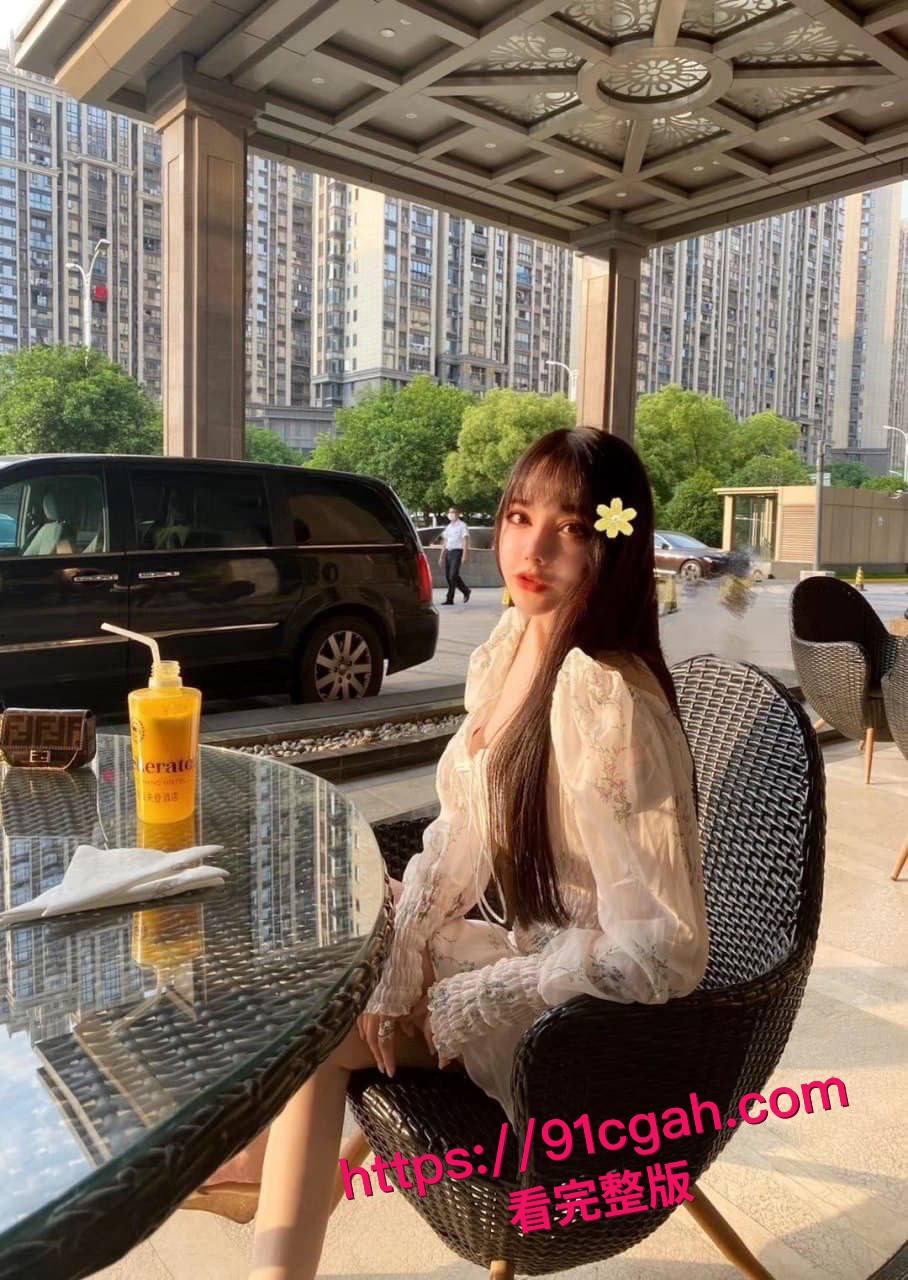 劲爆!广东小米汽车销售为业绩陪睡客户, 行业内卷逼得销售妹子大展奇技,疯狂内幕全曝光! 第10张 劲爆!广东小米汽车销售为业绩陪睡客户, 行业内卷逼得销售妹子大展奇技,疯狂内幕全曝光! 第10张