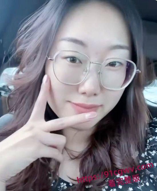 山东寿光文圣学校语文老师赵丽欣惊爆知三当三丑闻!欲求不满勾搭学生家长 第1张 山东寿光文圣学校语文老师赵丽欣惊爆知三当三丑闻!欲求不满勾搭学生家长 第1张