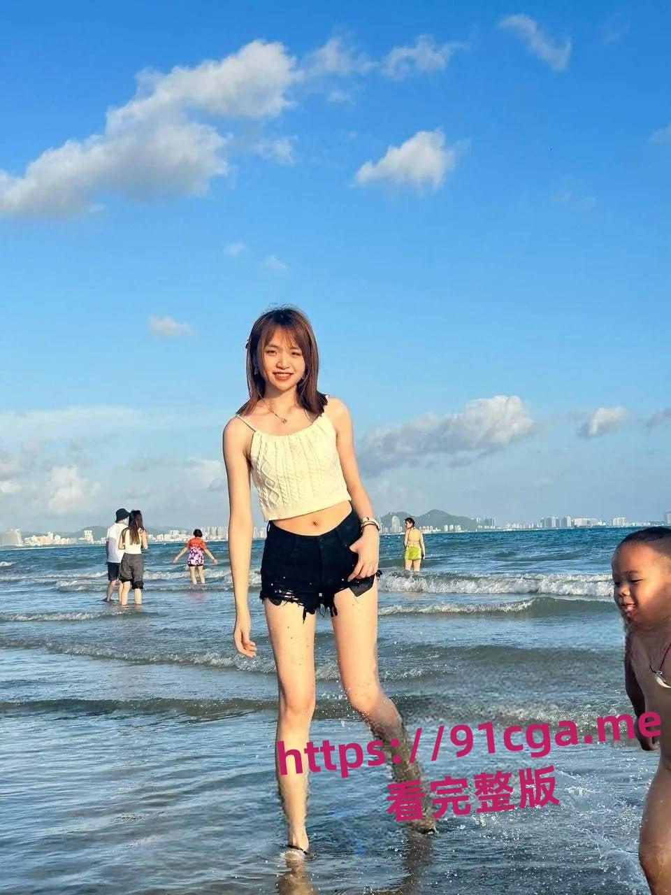 上海小学妹被邪恶叔叔包养 干的面目扭曲 洗澡做爱换衣全泄密 第7张 上海小学妹被邪恶叔叔包养 干的面目扭曲 洗澡做爱换衣全泄密 第7张