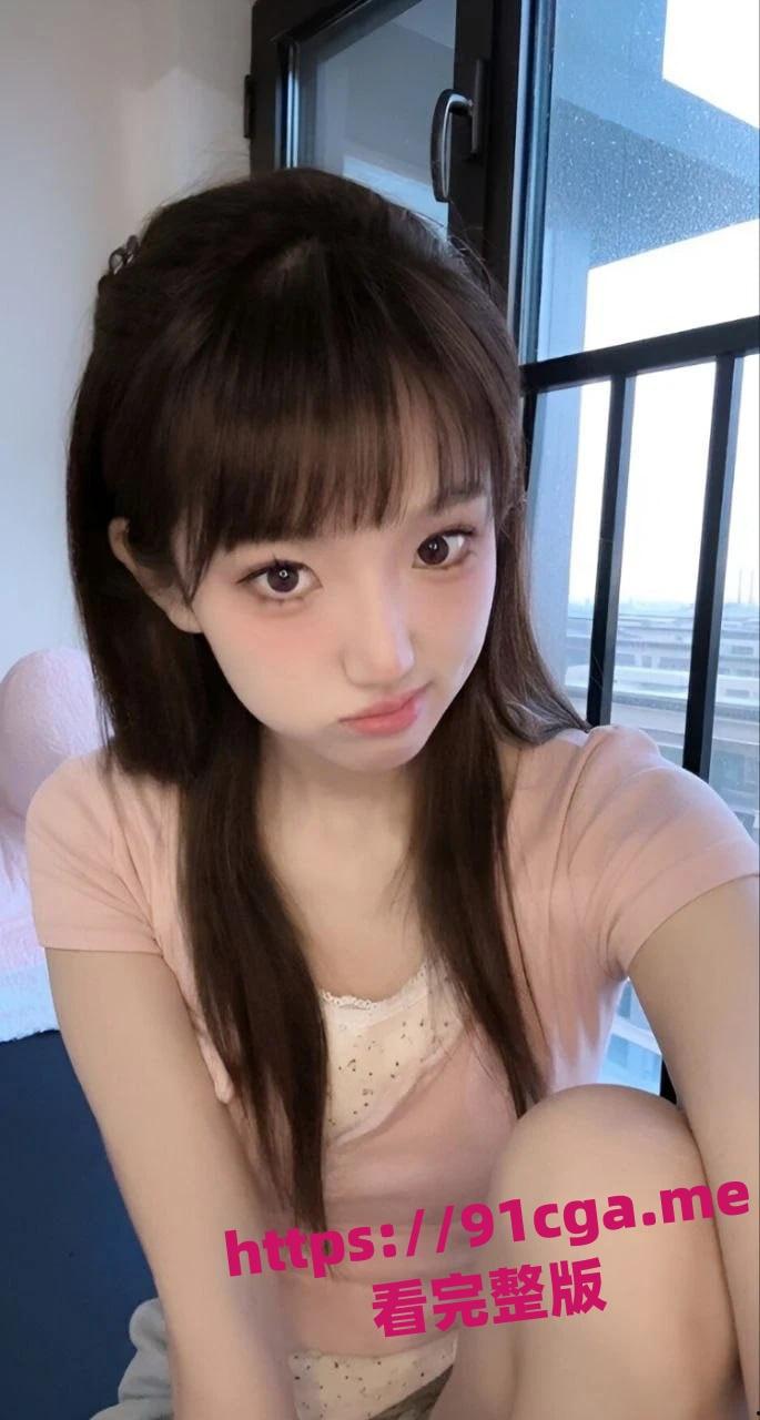 湖南长沙反差女大学生刘子玥 撩骚裸聊隔着镜头伸出舌头接网友精液 第3张 湖南长沙反差女大学生刘子玥 撩骚裸聊隔着镜头伸出舌头接网友精液 第3张