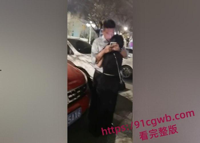 河北保定育才花园醉酒男女街头野战 站立撸管扣逼 趴路边草地爆操 强者果然不挑环境  第6张