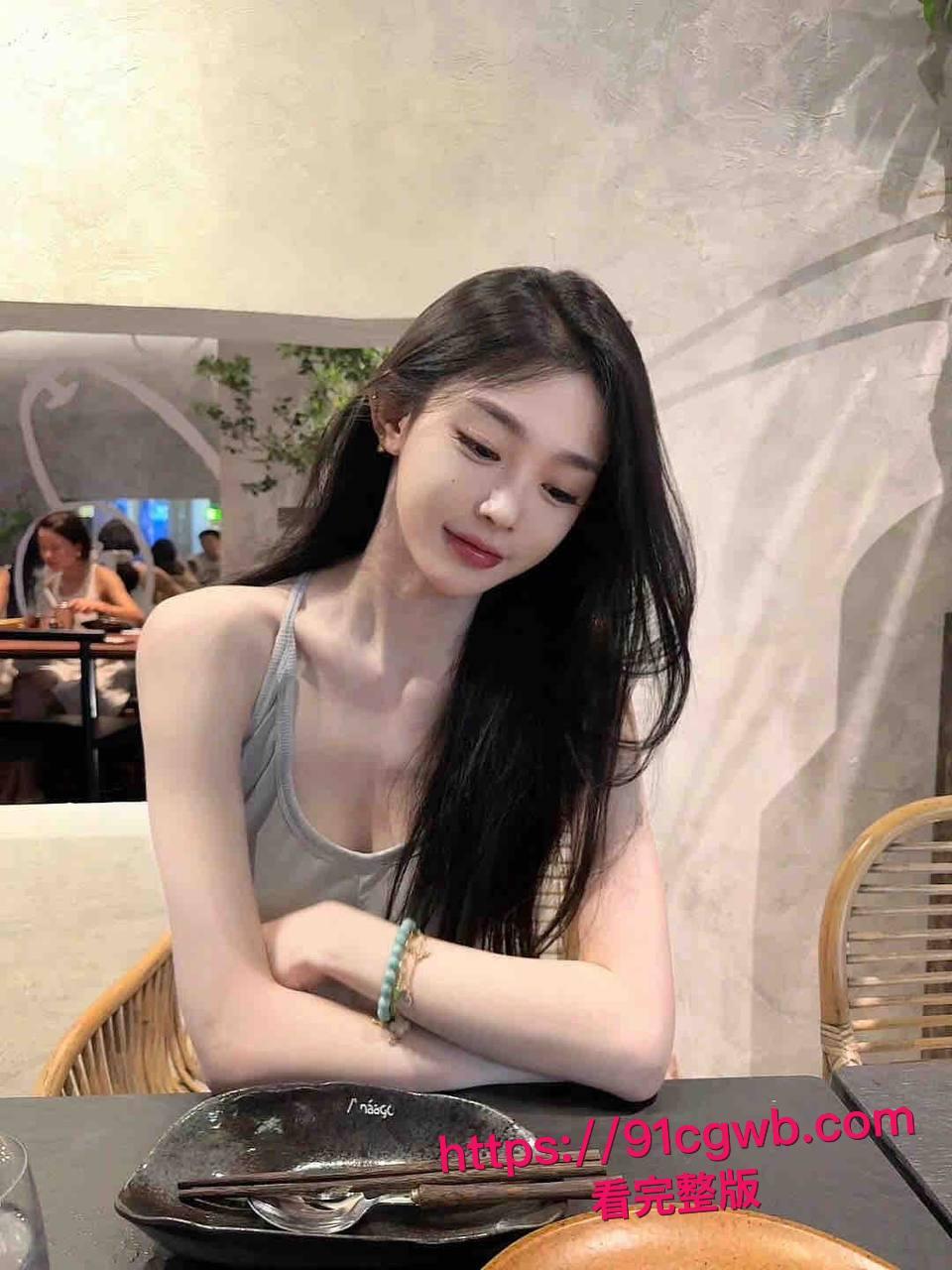 南京艺术学院校花刘静雯为钱抛弃男友勾搭上富二代！被绑成母狗调教被大鸡巴狂捅视频流出  第5张