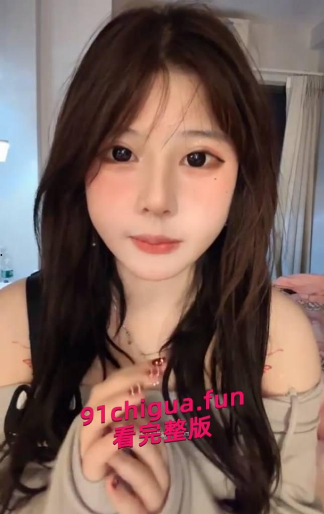 重磅！绿播女神下海！巨乳粉逼超级美人~ #翘臀 #潮吹 #网红  第1张