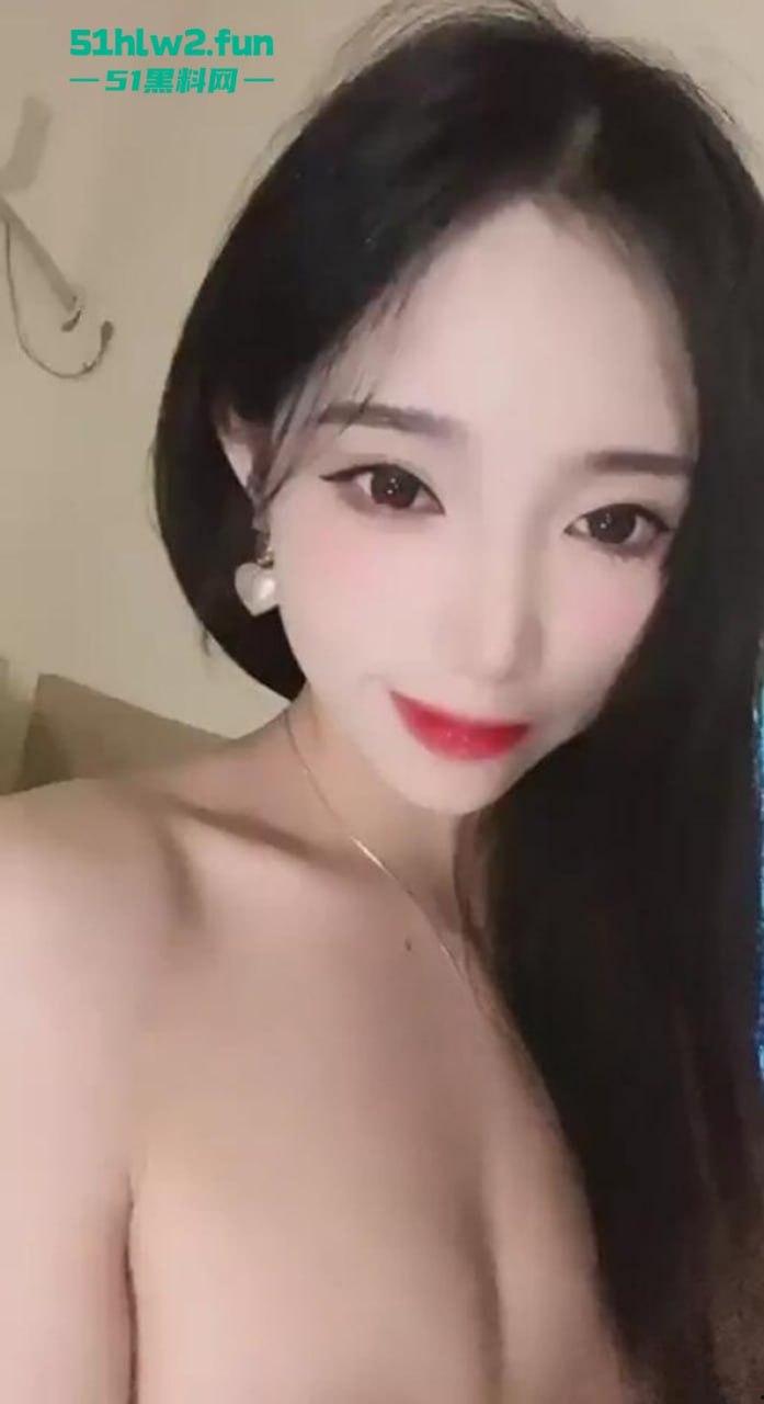 性感女主播【草帽】全身透露着淫荡的气息,在镜头前自慰扣穴性感的娇躯都要被玩坏了! 第3张 性感女主播【草帽】全身透露着淫荡的气息,在镜头前自慰扣穴性感的娇躯都要被玩坏了! 第3张