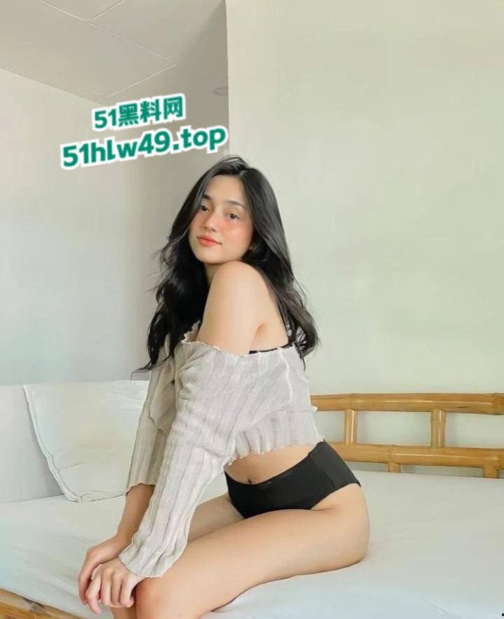 Titok170万粉丝网红，顶级御姐【JULSbraba】超美女神下海约啪，金主爆操抽插视频流出曝光！  第1张