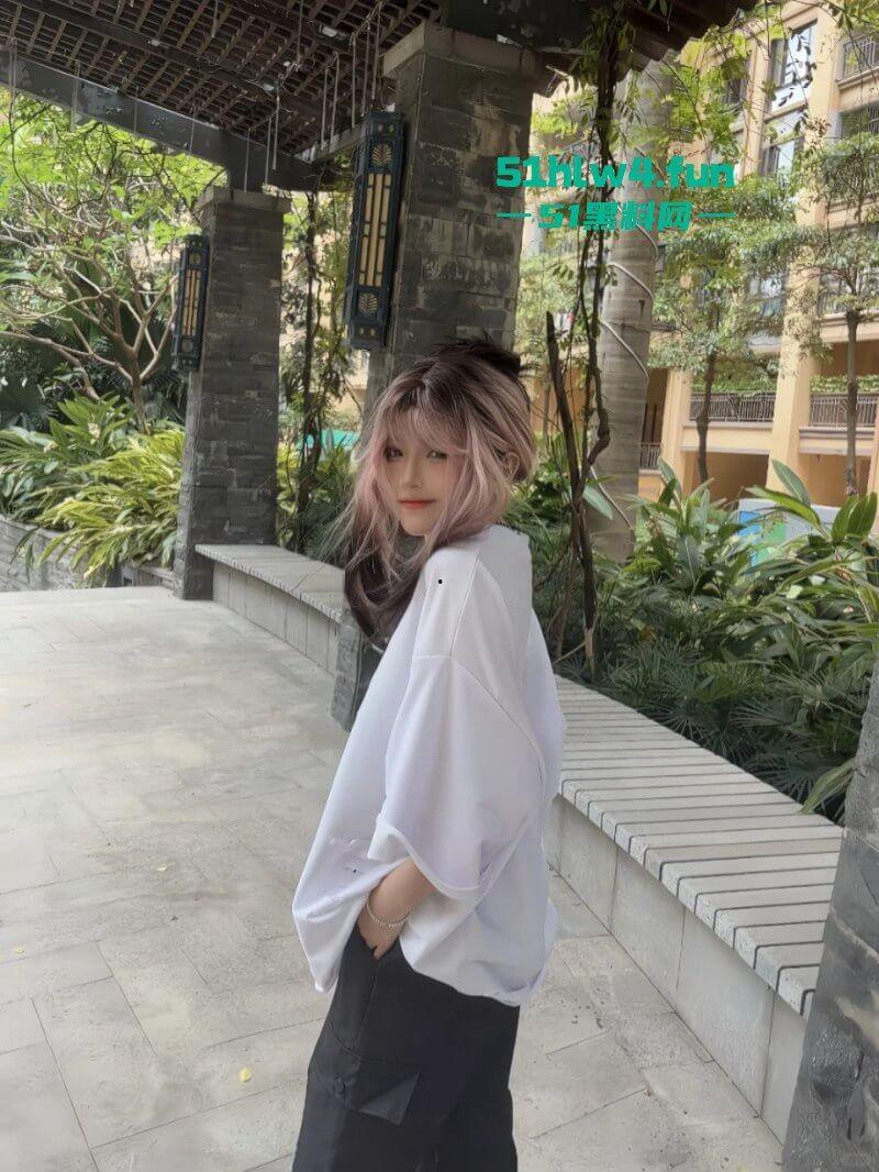 抖音coser小网红twenty-被曝本人【吴蝶菲】实名在约啪网站上约炮,求金主爸爸包养! 第6张 抖音coser小网红twenty-被曝本人【吴蝶菲】实名在约啪网站上约炮,求金主爸爸包养! 第6张