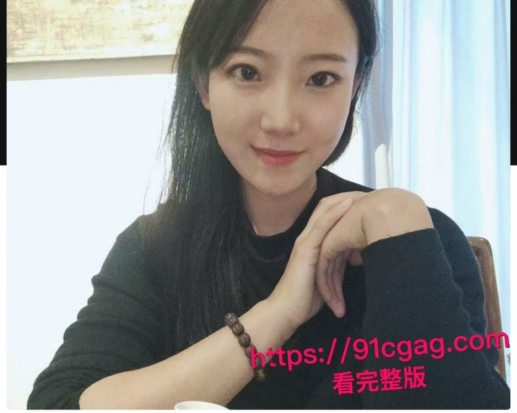 云南大学研究生 刘明明 沉溺SM性爱 打屁股接烟灰 被富二代操到嫩逼红肿羞辱高潮! 第6张 云南大学研究生 刘明明 沉溺SM性爱 打屁股接烟灰 被富二代操到嫩逼红肿羞辱高潮! 第6张